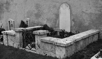 Rilkes Grab auf dem Friedhof in Raron